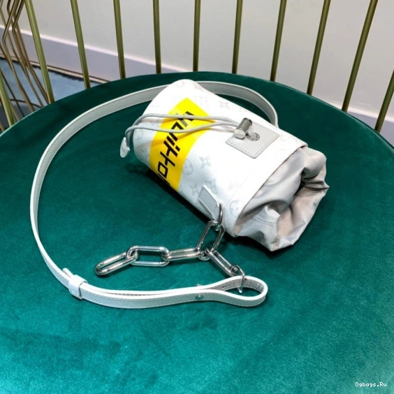 NANO BAG VUITTON LOUIS CHALK 0214